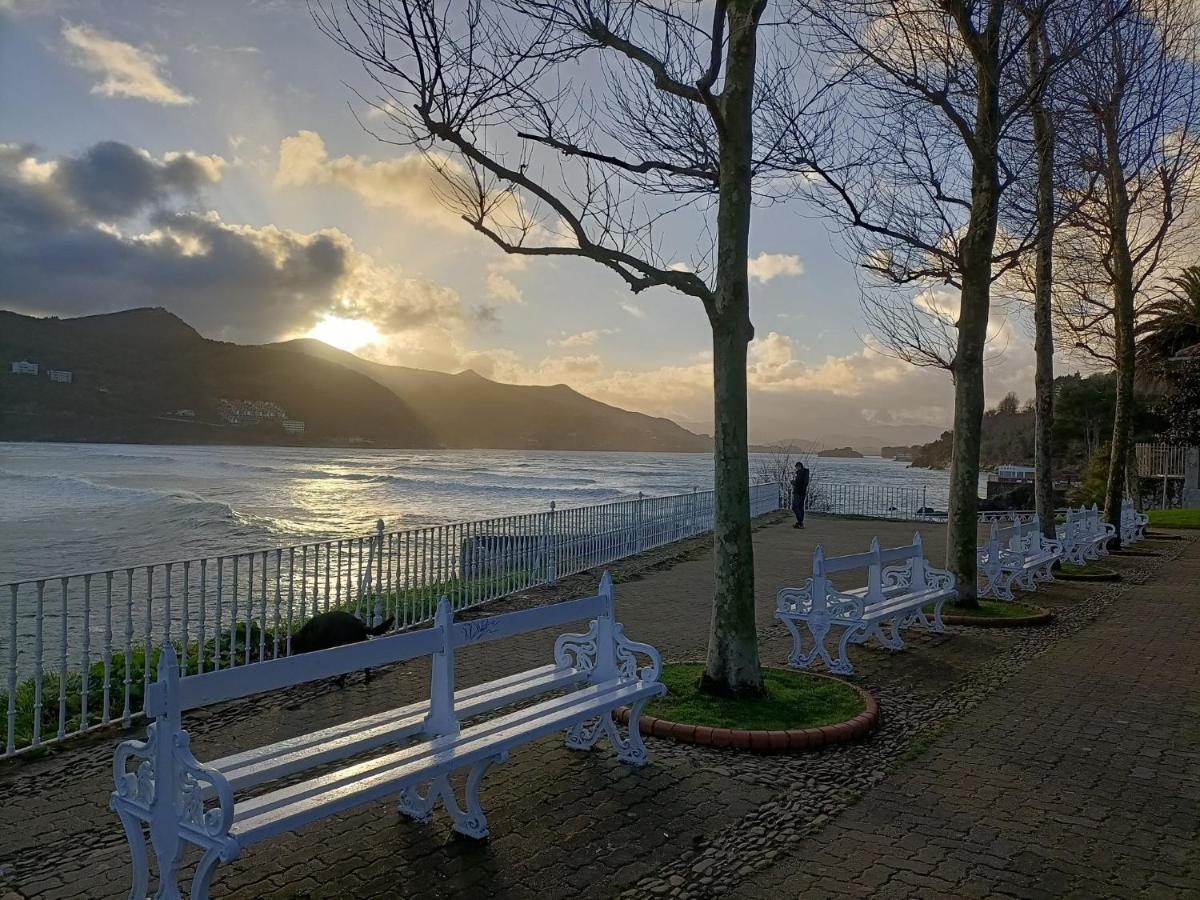 Piso Turistico Mundaka Con Opcion A Garaje Lejlighed Eksteriør billede