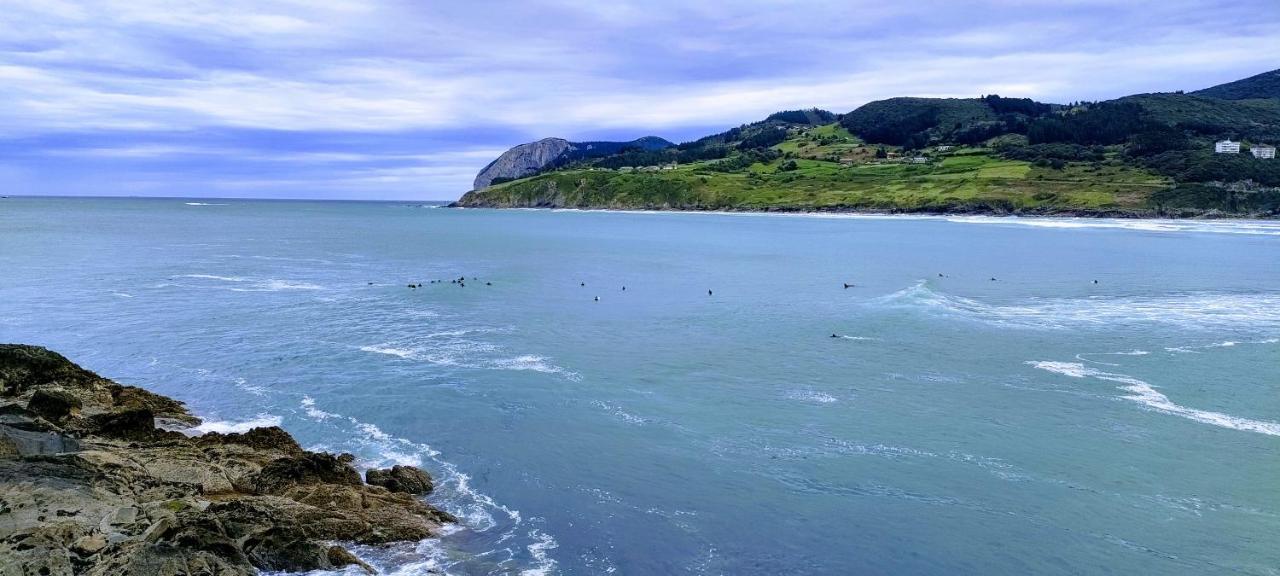 Piso Turistico Mundaka Con Opcion A Garaje Lejlighed Eksteriør billede